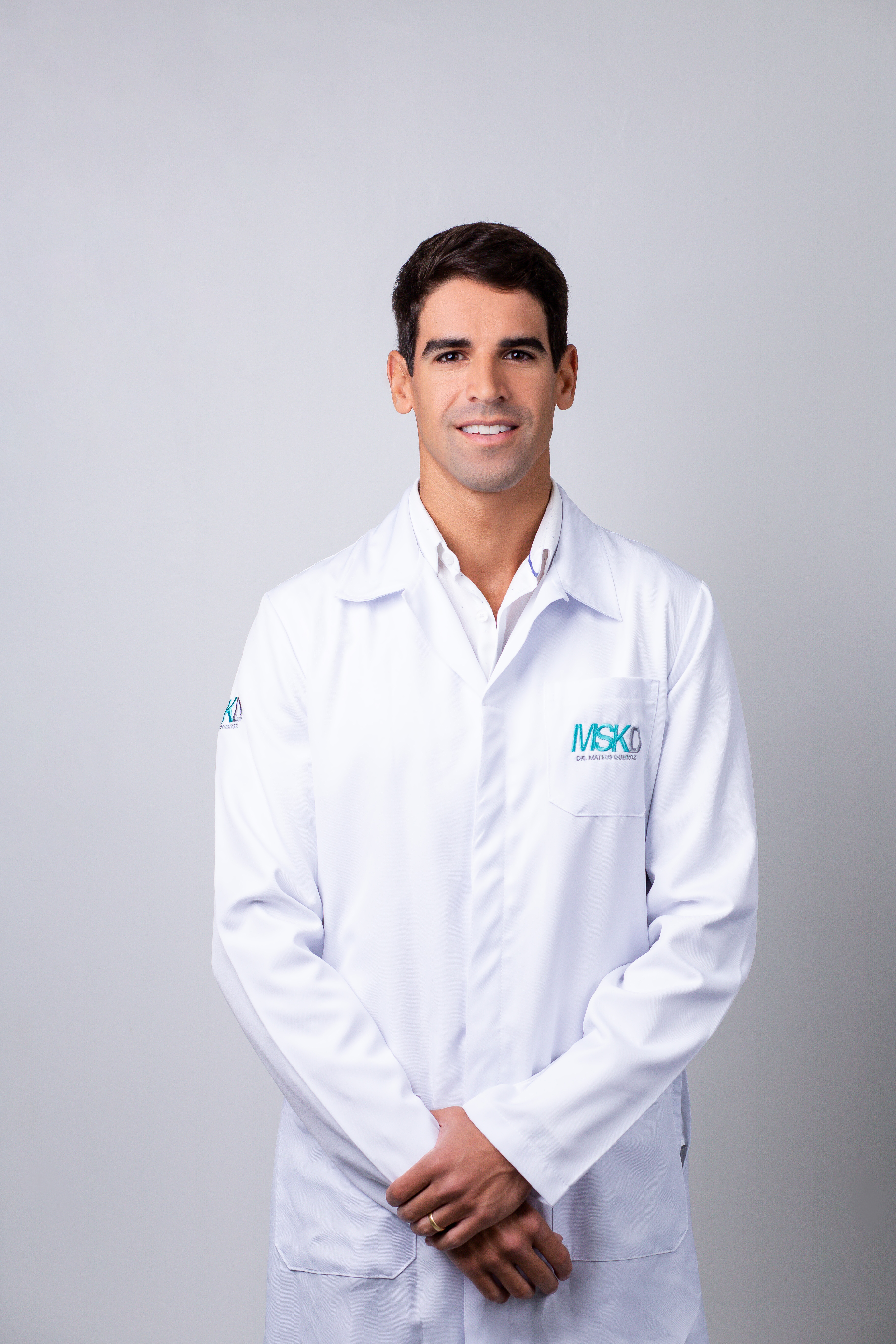 Dr. Mateus Queiroz