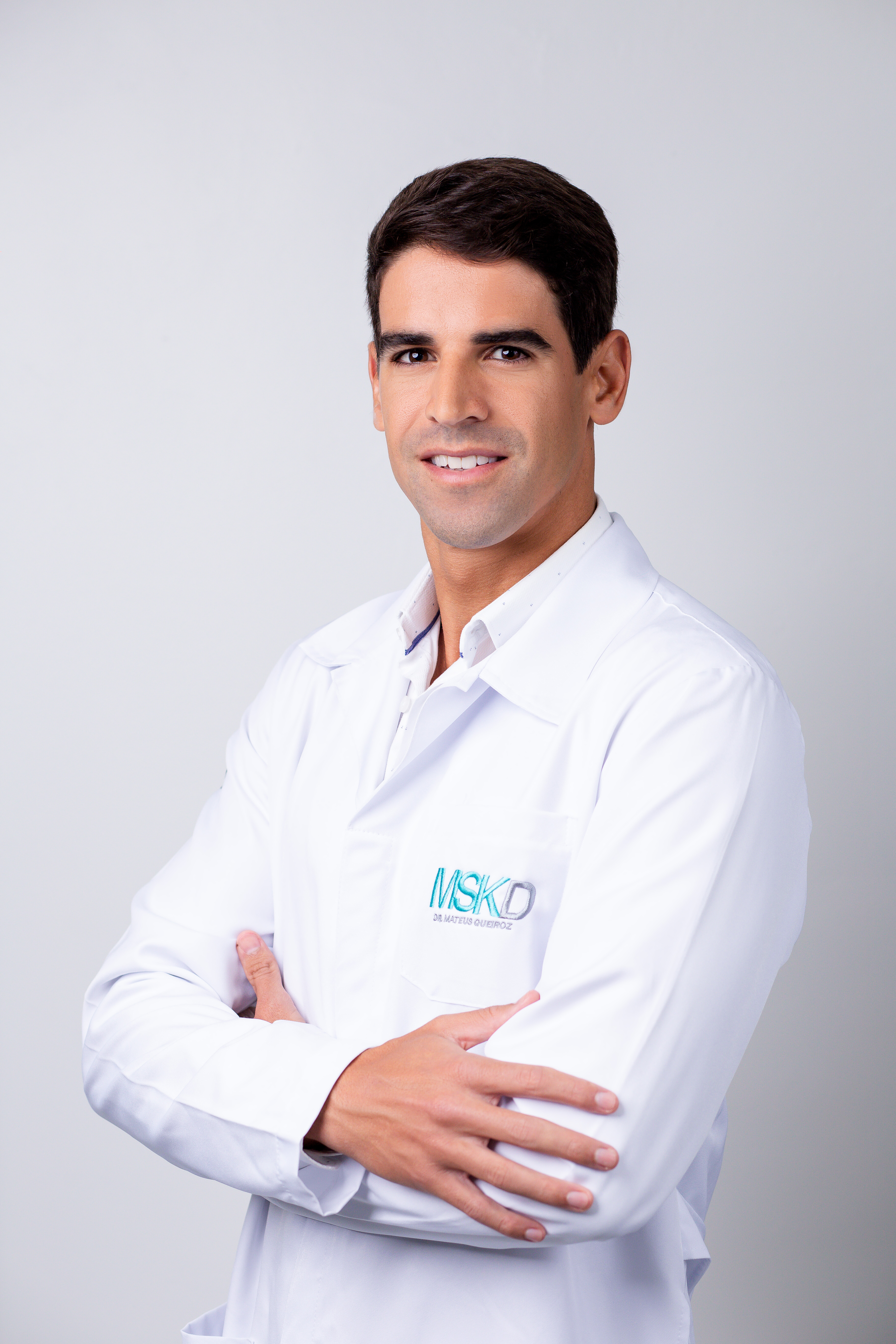 Dr. Mateus Queiroz